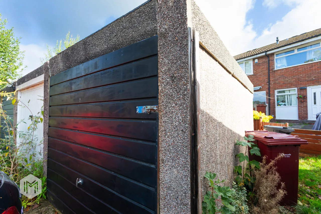 New Lane, Bolton, BL2, photo 13