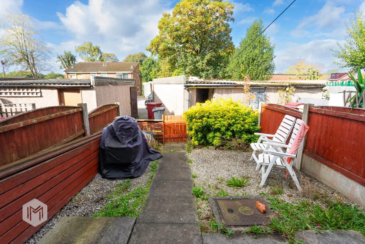 New Lane, Bolton, BL2, photo 11