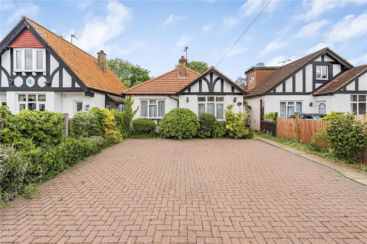 Ferrers Avenue, West Drayton, UB7, photo 17