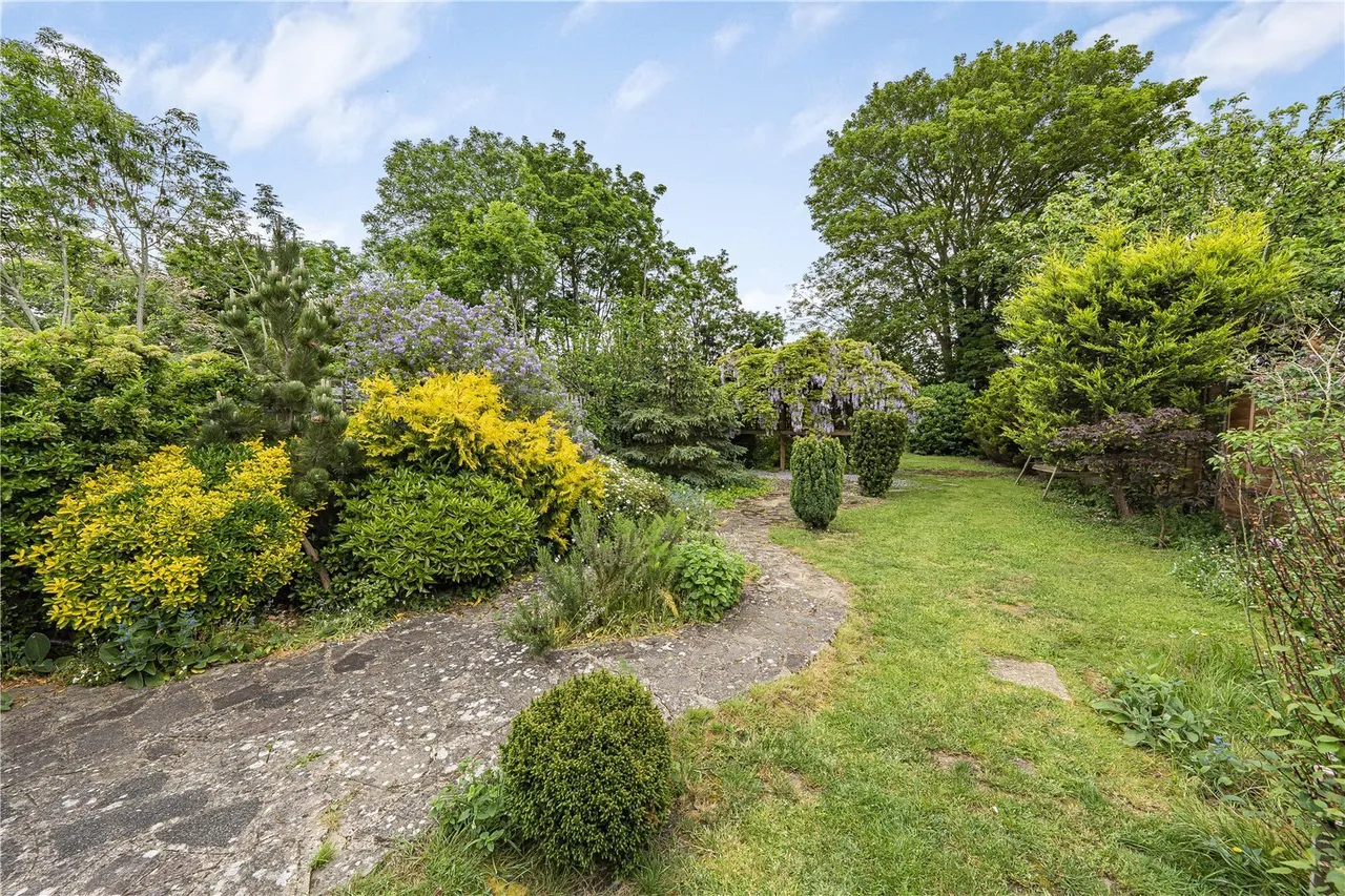 Ferrers Avenue, West Drayton, UB7, photo 16