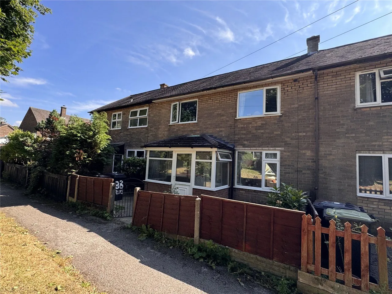 3 bed house for sale, The Rises, Hadfield, SK13