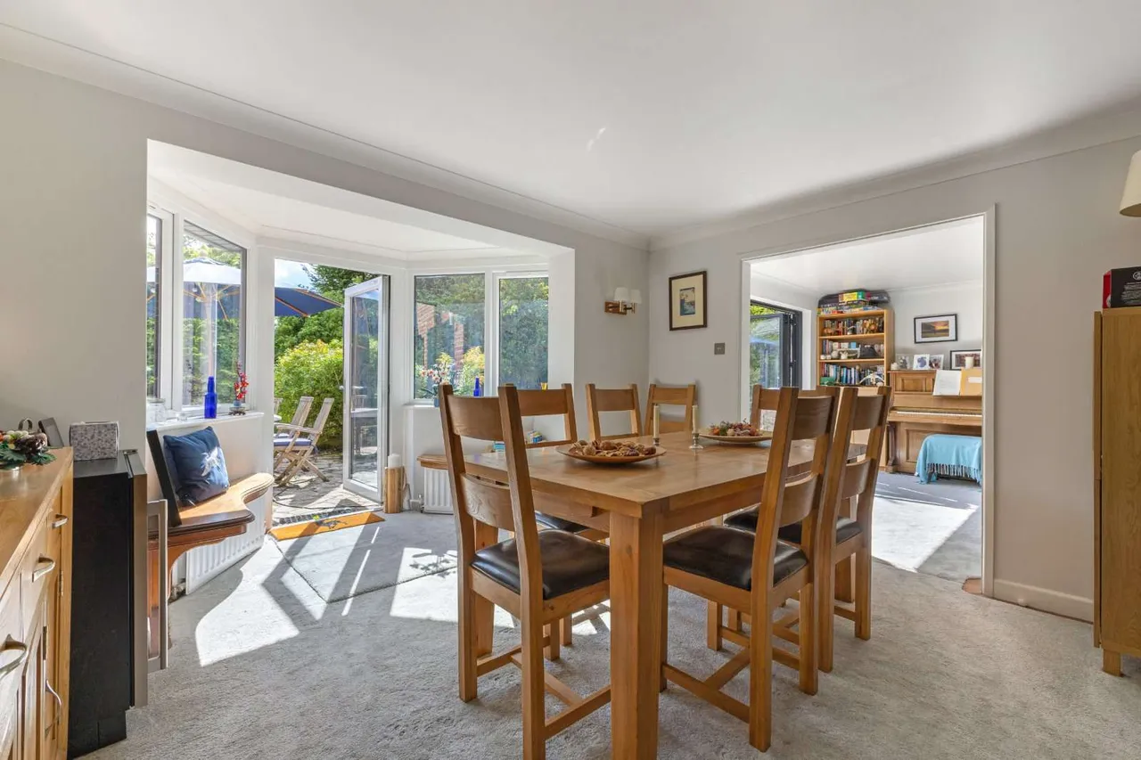 Harestock Road, Winchester, Hampshire, SO22 6NX, photo 5