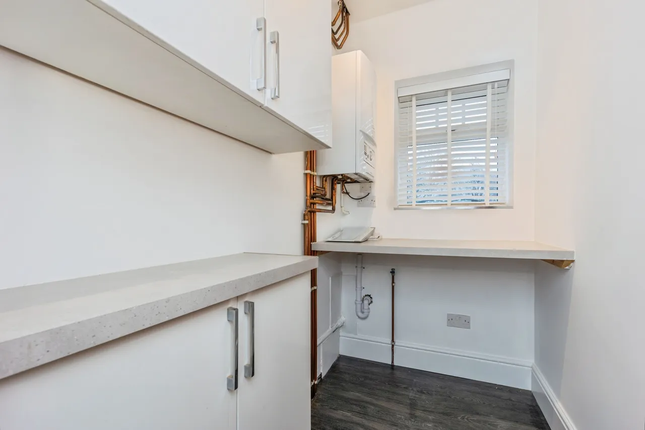 Buckingham Road, Droylsden, photo 10