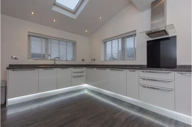 Buckingham Road, Droylsden, photo 6