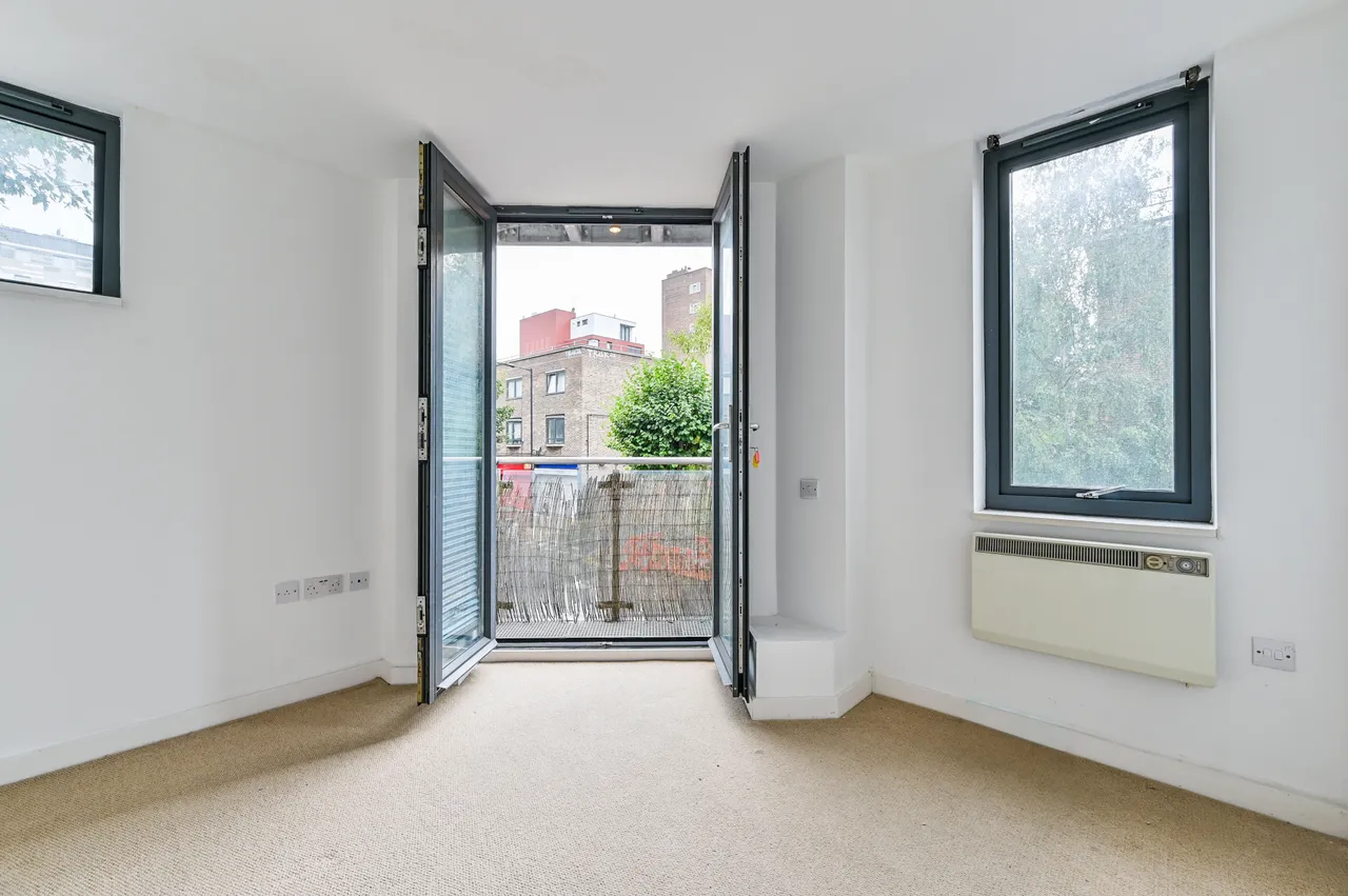 4 North City One, 13 Murray Grove, London, photo 4