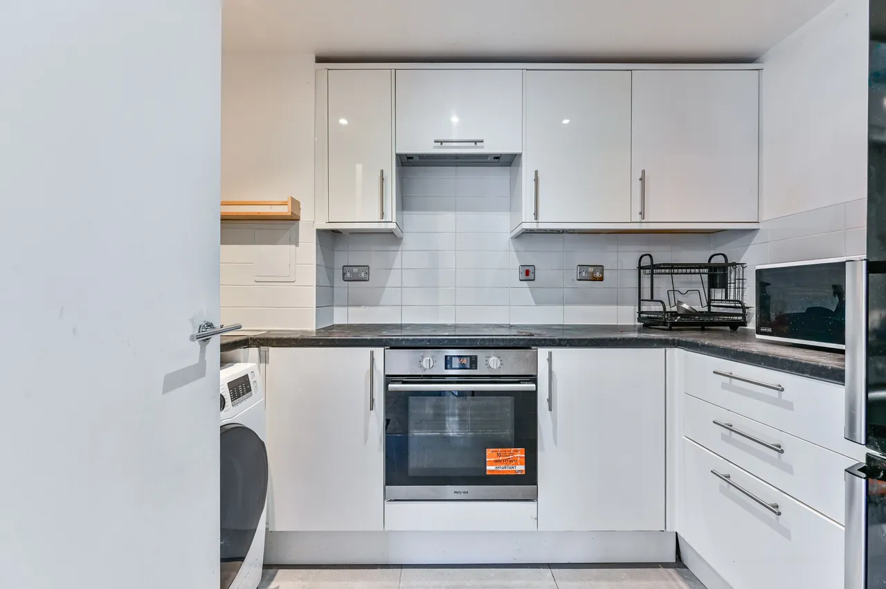 4 North City One, 13 Murray Grove, London, photo 3
