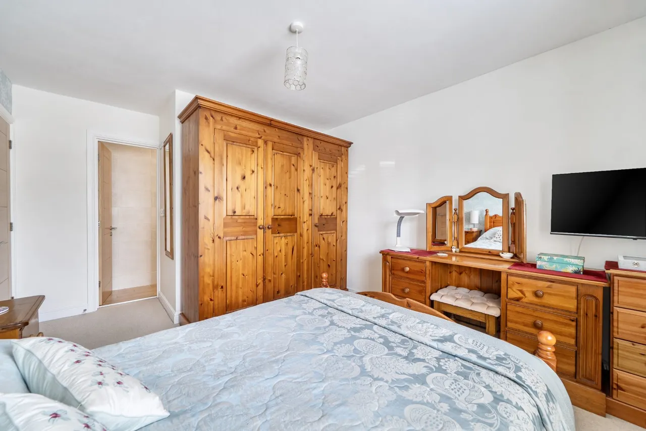 Lynch Close, Winchester, SO22, photo 13