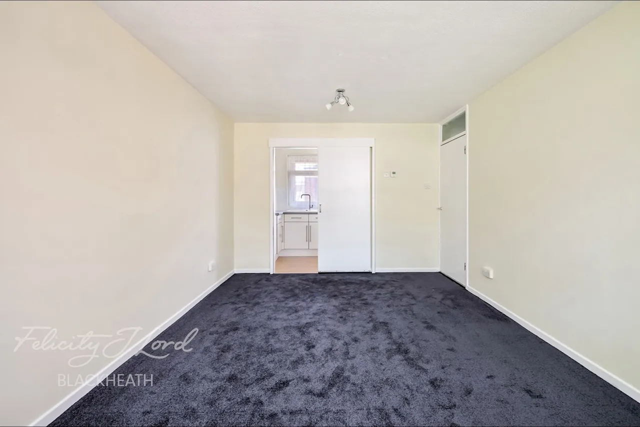 Dornberg Close, Blackheath, photo 13