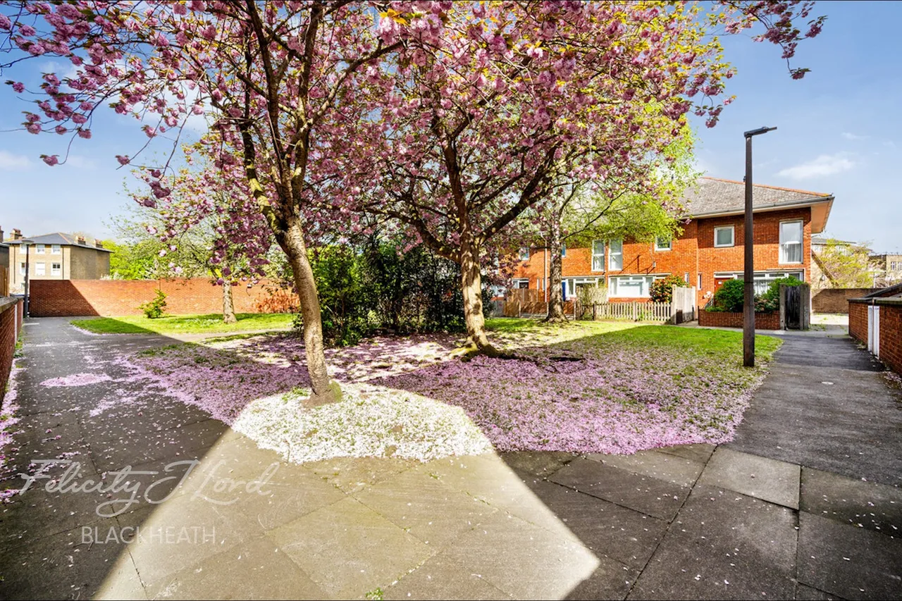 Dornberg Close, Blackheath, photo 7