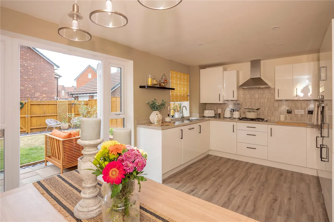 Furnival Drive, Stoke Prior, Worcestershire, B60 4FX, photo 2