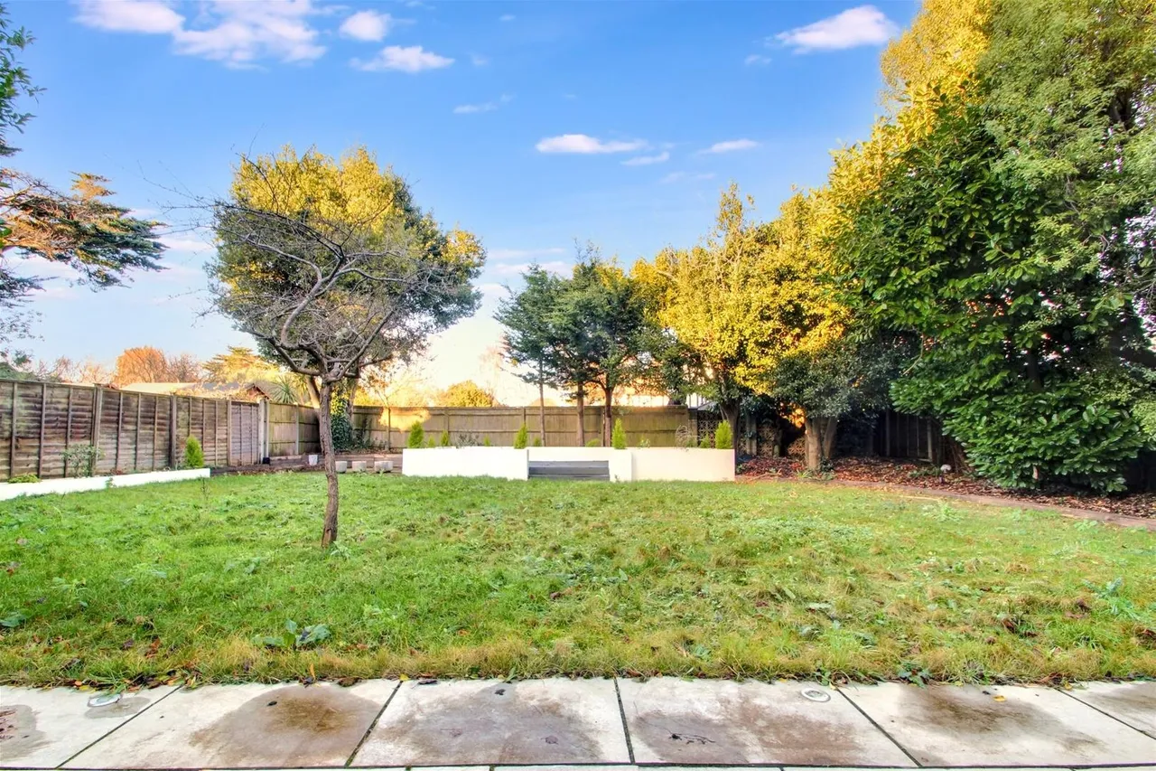 Poulters Lane, Offington, Worthing, photo 32