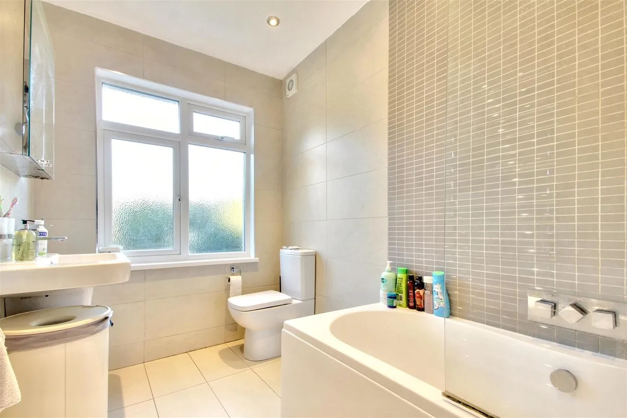 Poulters Lane, Offington, Worthing, photo 28