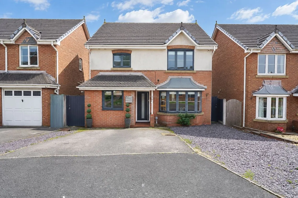 4 bed house for sale, Delph Way, Whittle-Le-Woods, PR6