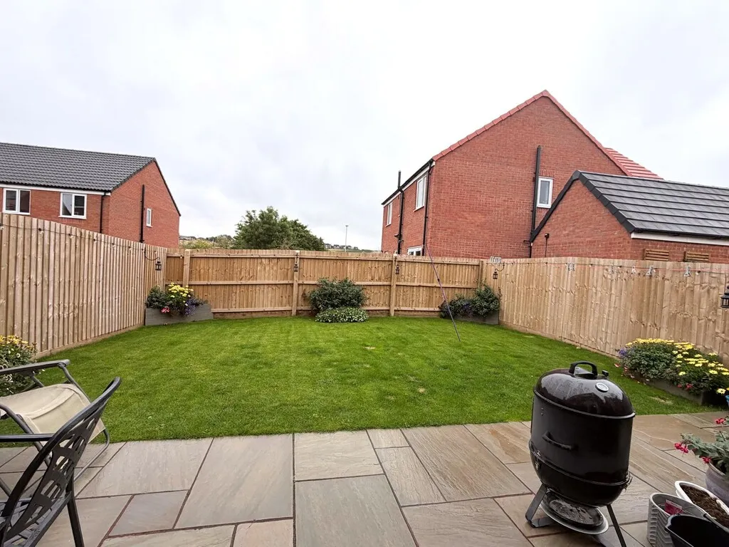 Upper Outwoods Road, Anslow, photo 12