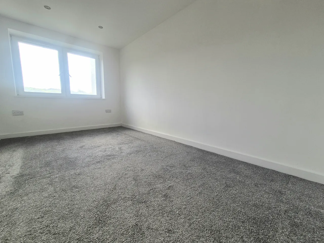 Wheatley Court, HX2, photo 4