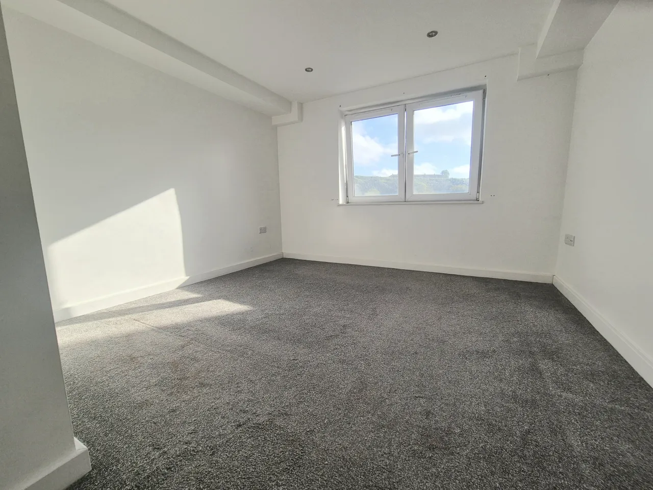 Wheatley Court, HX2, photo 6