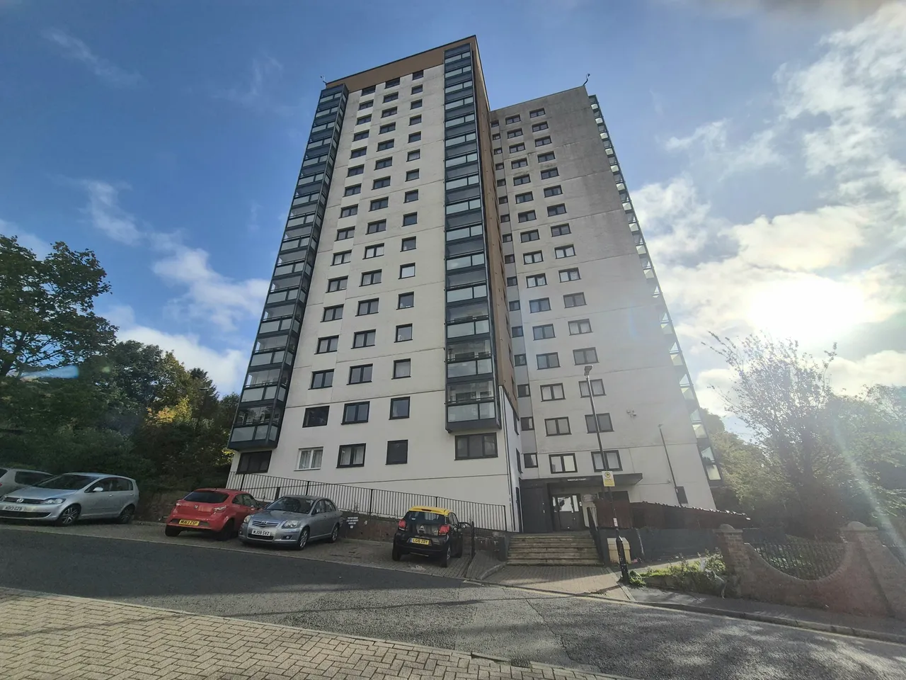 2 bed flat to rent, Wheatley Court, HX2