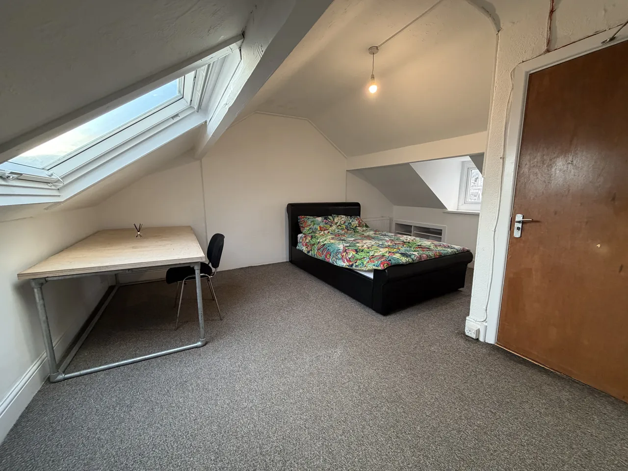 1 bed house to rent, Oystermouth road, Swansea, SA1