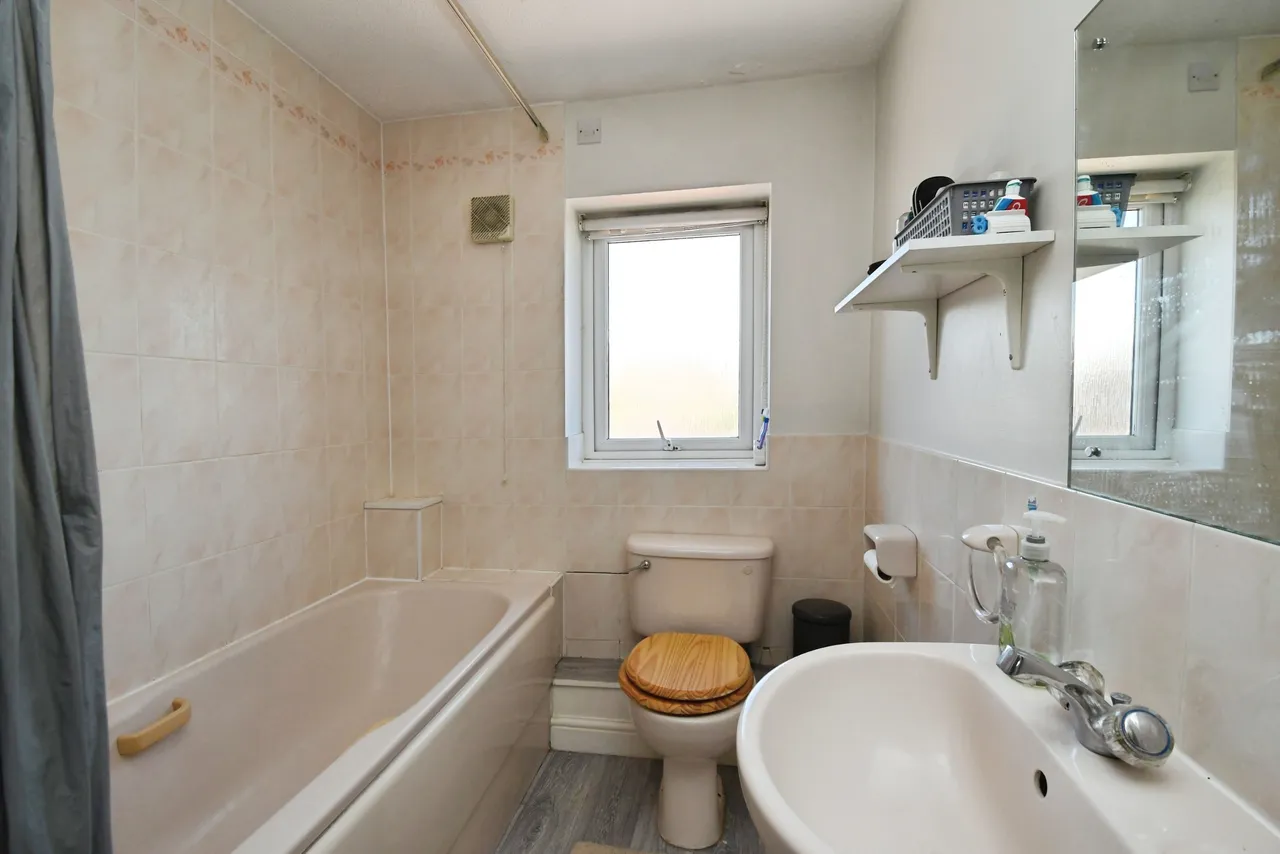 Wellington Close, Skellingthorpe, Lincoln, photo 12