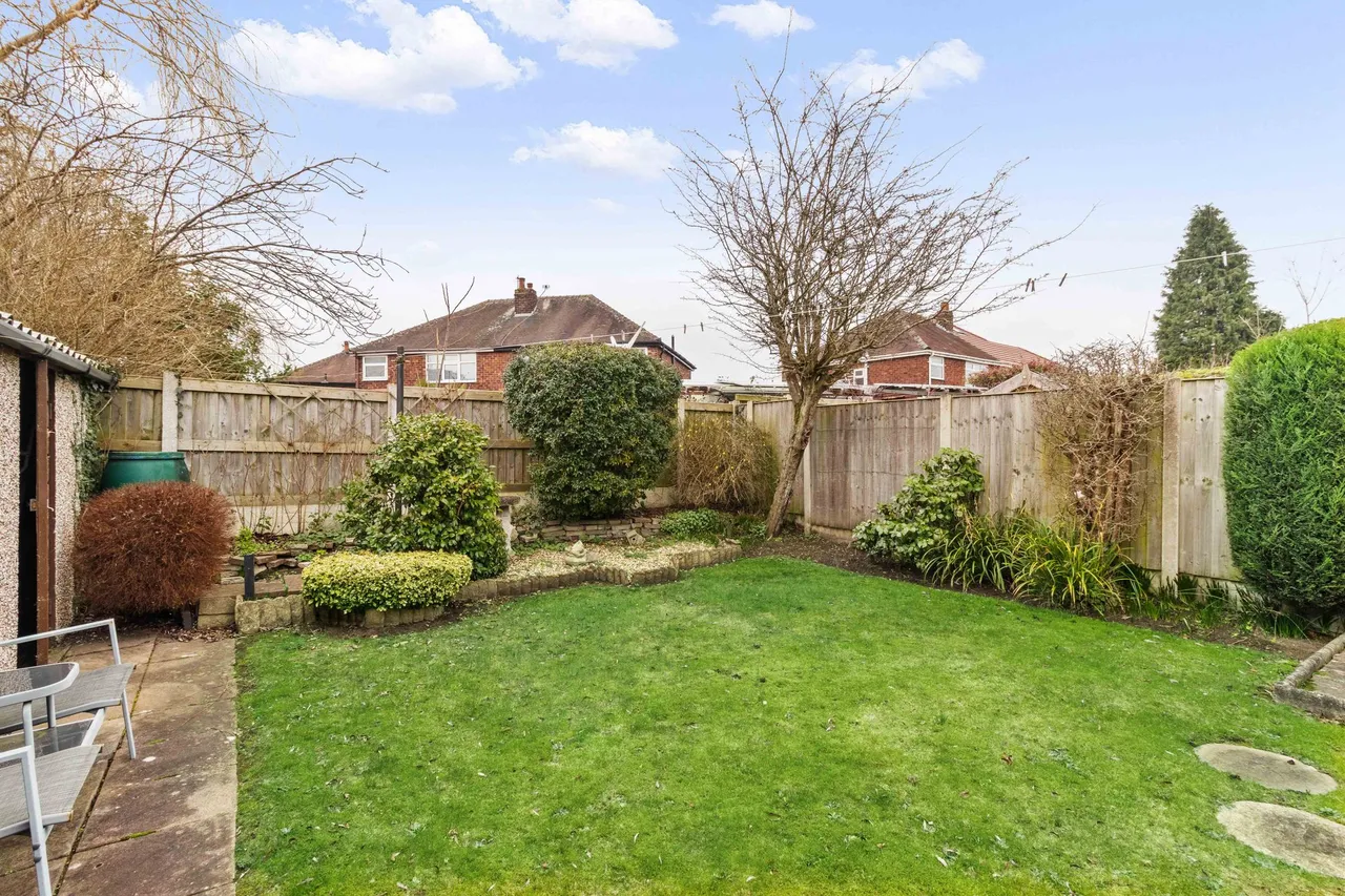 Gainsborough Road, Warrington, Warrington, WA4 6BZ, photo 4