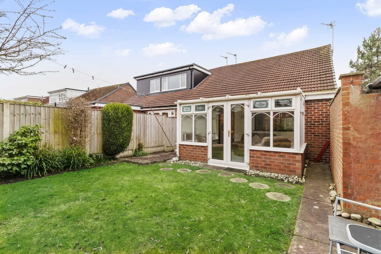 Gainsborough Road, Warrington, Warrington, WA4 6BZ, photo 15