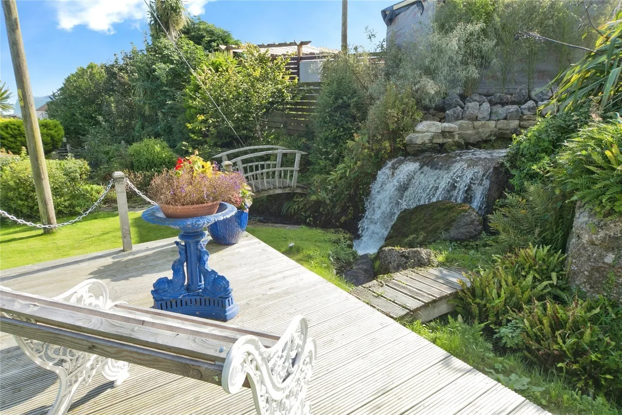 Beach Road, Benllech, LL74, photo 10