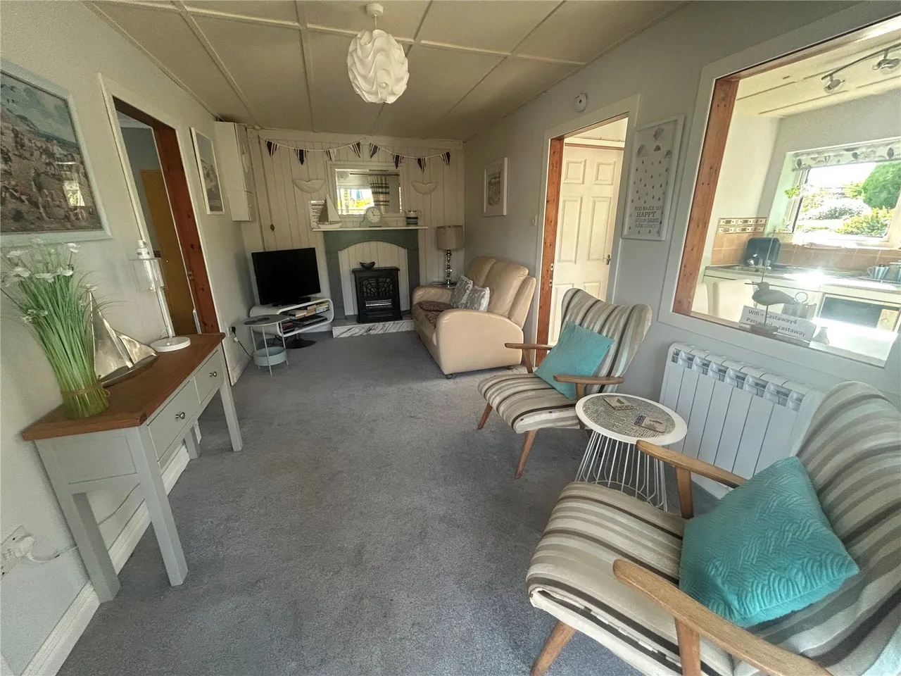 Beach Road, Benllech, LL74, photo 33