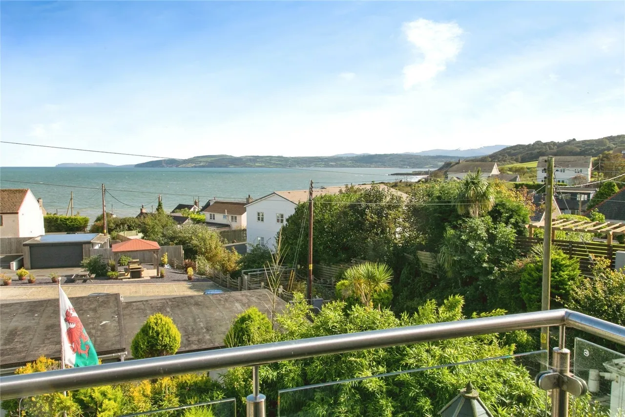 Beach Road, Benllech, LL74, photo 51