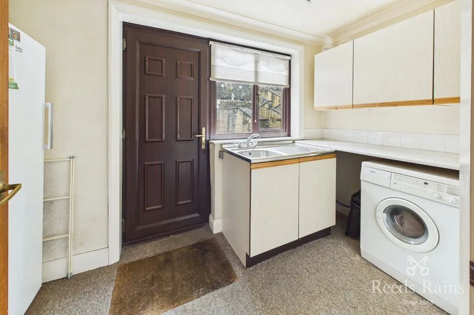 Stainland Road, Holywell Green, West Yorkshire, HX4, photo 9