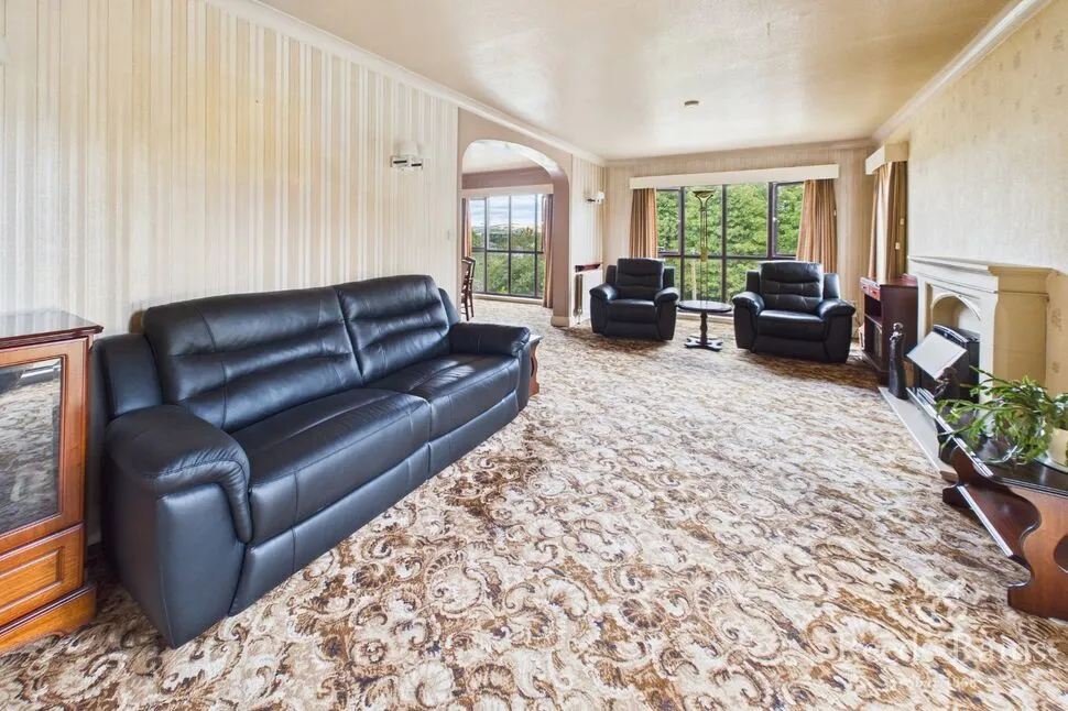 Stainland Road, Holywell Green, West Yorkshire, HX4, photo 6