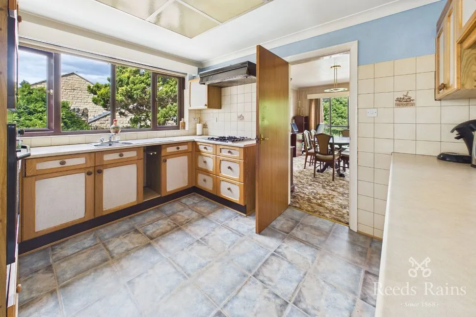 Stainland Road, Holywell Green, West Yorkshire, HX4, photo 8
