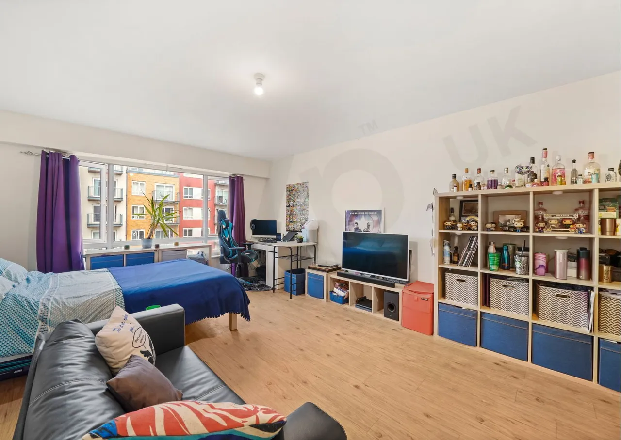 flat for sale — Battalion House, Beaufort Park Heritage Avenue, Aerodrome Road, Colindale, London NW9