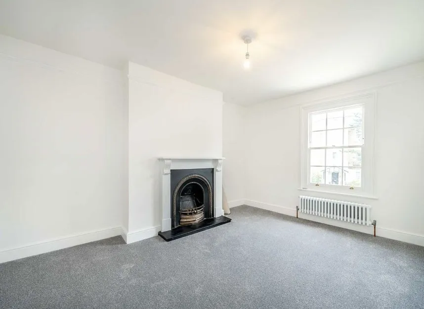 High Street, Hampton Hill, TW12, photo 6