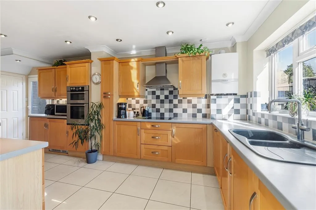 Cherry Orton Road, Peterborough, PE2, photo 8