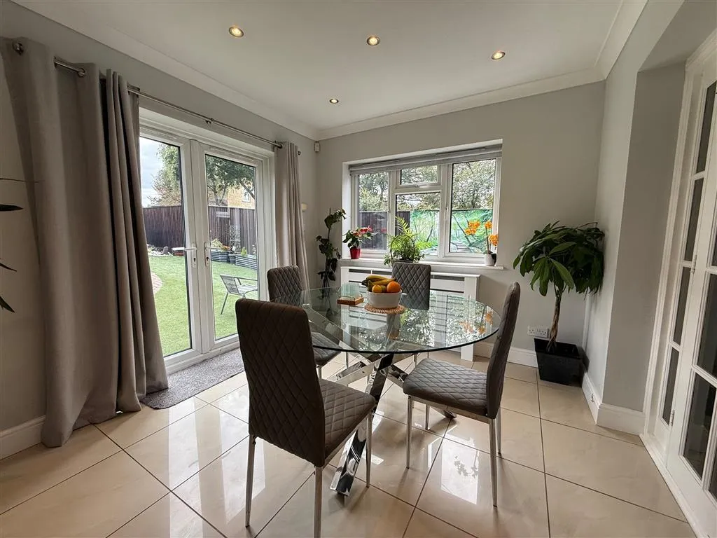 Cherry Orton Road, Peterborough, PE2, photo 9