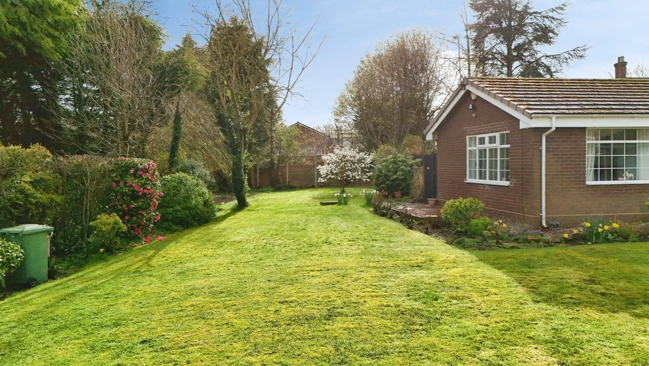 Linstone Brae, Stirchley Village, Telford TF3 1DY, photo 9