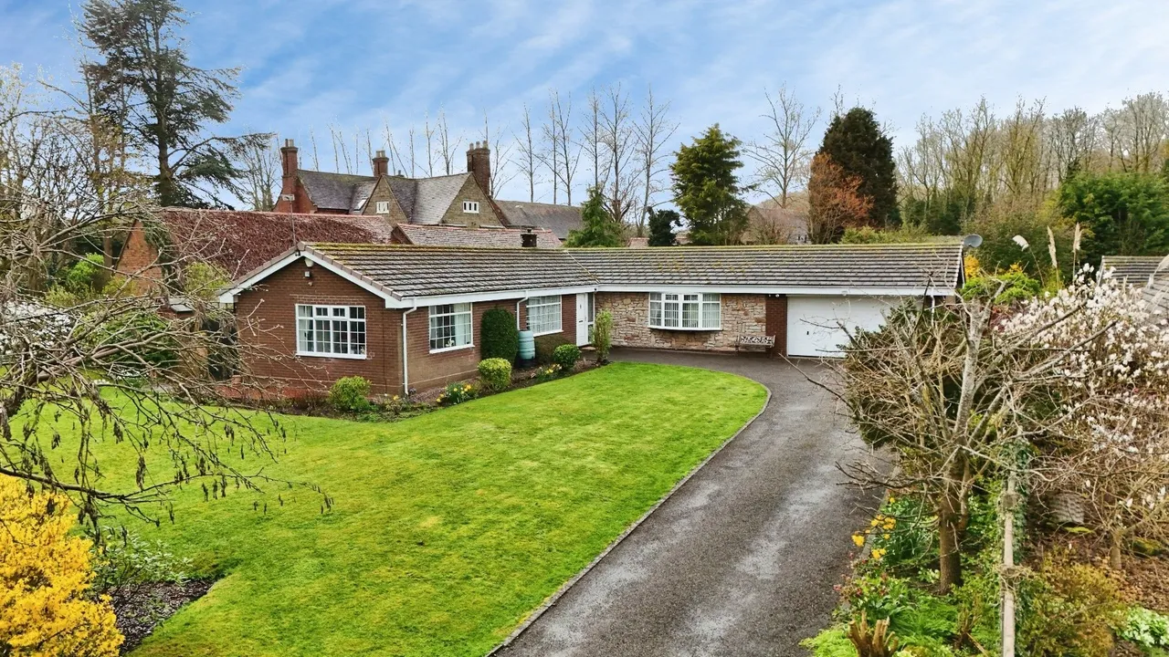 Linstone Brae, Stirchley Village, Telford TF3 1DY, photo 6