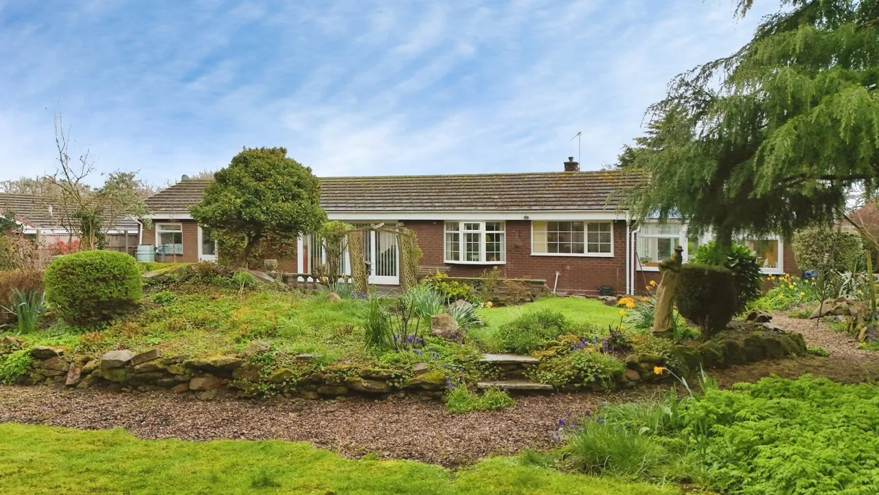 Linstone Brae, Stirchley Village, Telford TF3 1DY, photo 21