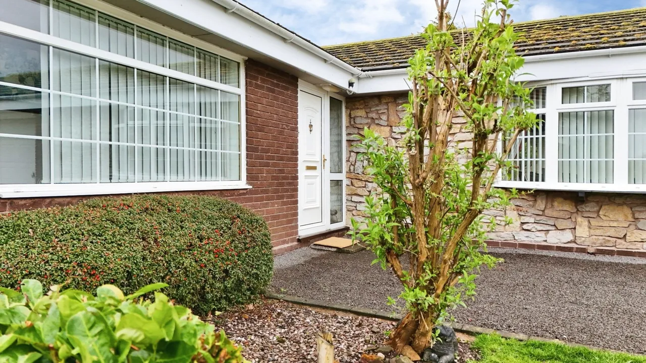 Linstone Brae, Stirchley Village, Telford TF3 1DY, photo 35