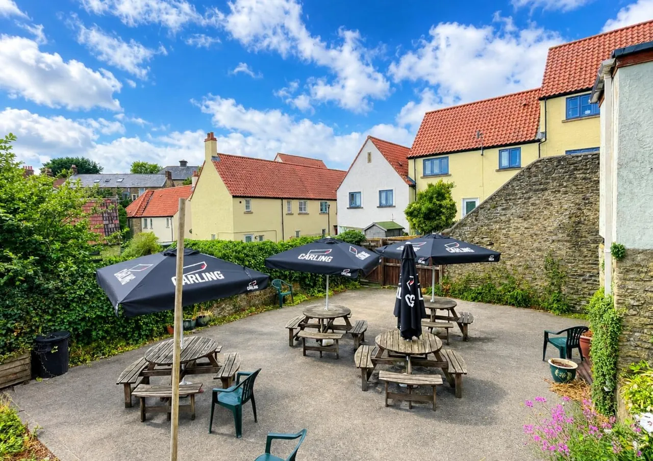 The Lamb & Fountain, Frome, Somerset BA11 3BW, photo 45