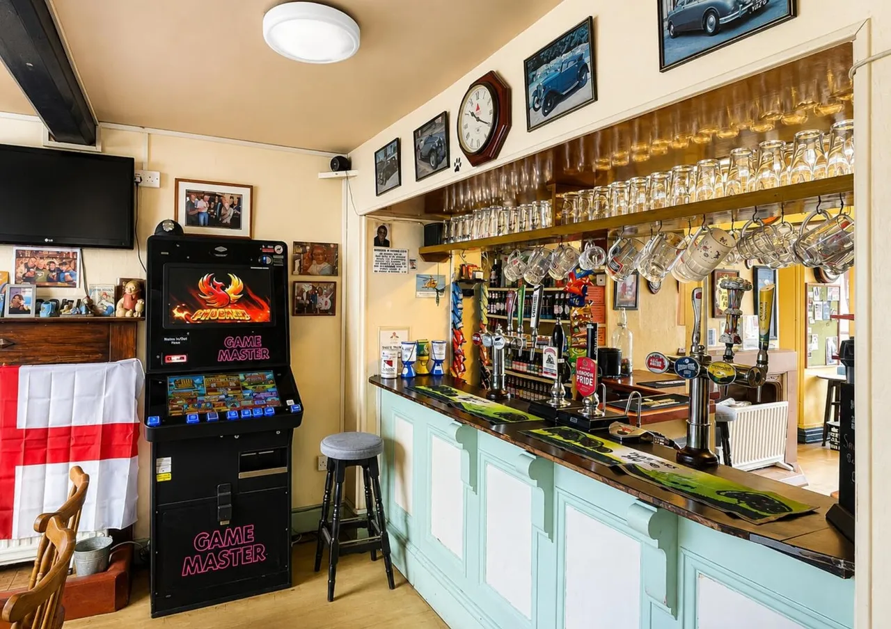 The Lamb & Fountain, Frome, Somerset BA11 3BW, photo 6
