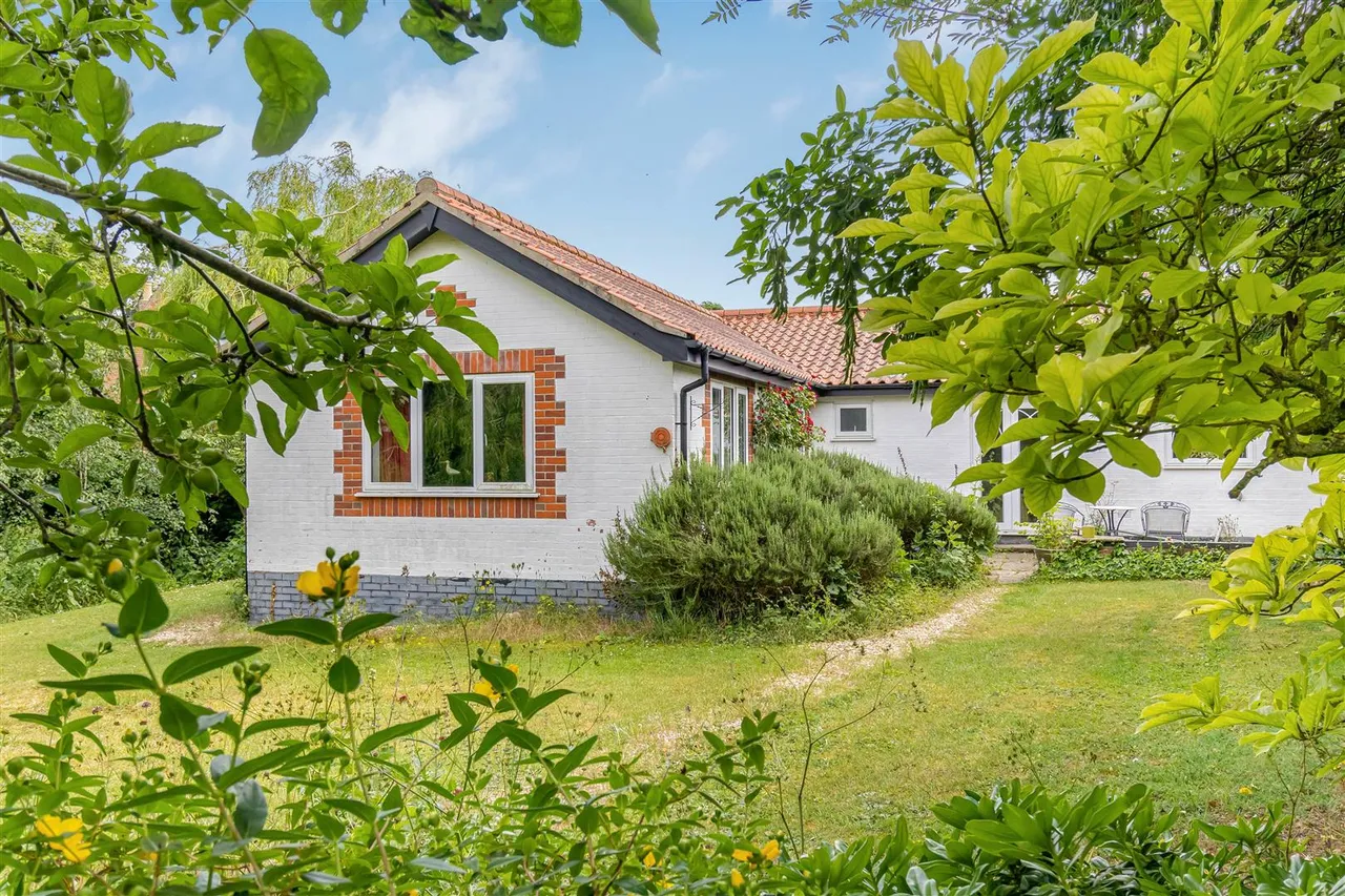 Moulton Road, Gazeley, CB8, photo 24