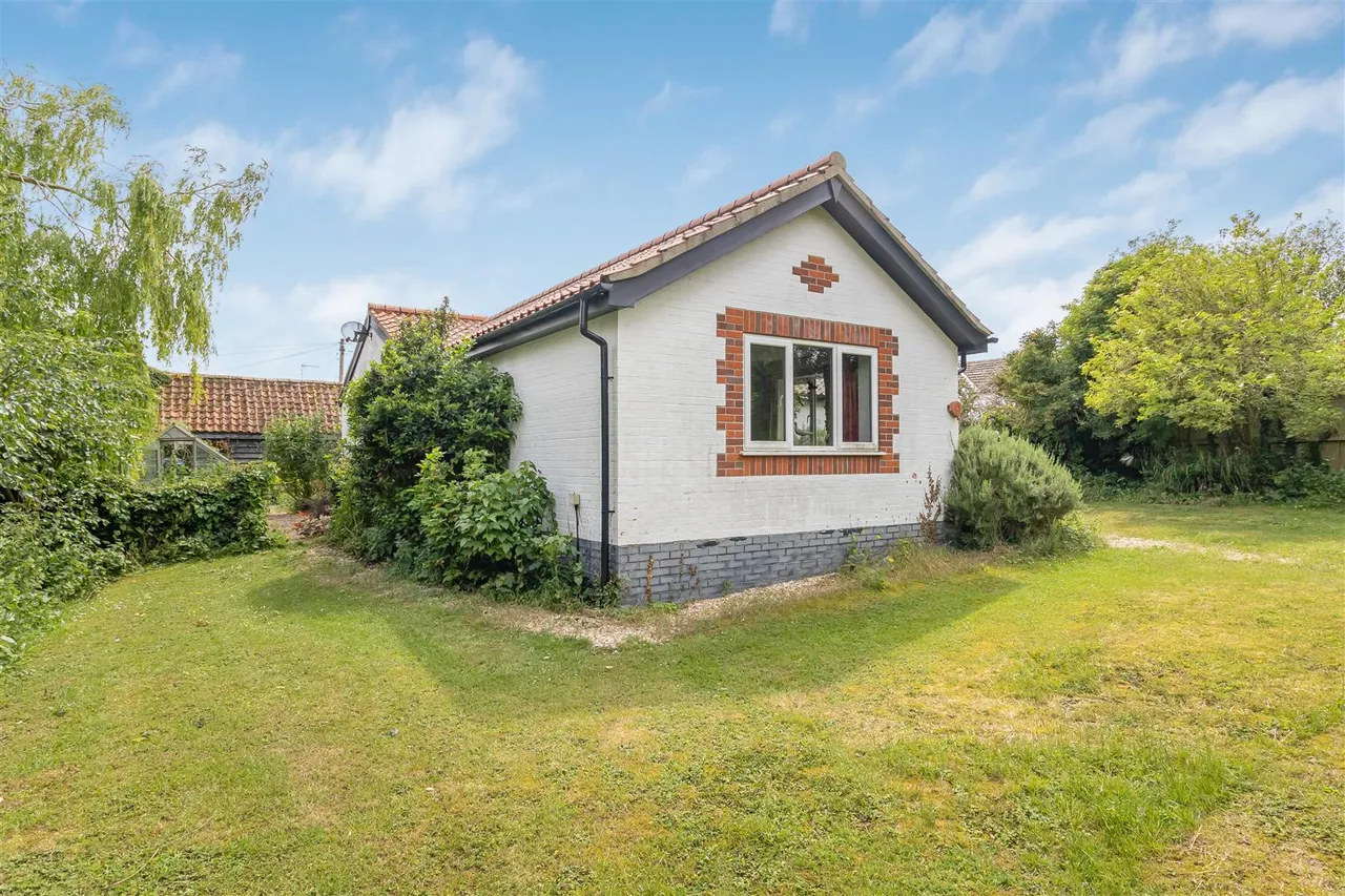Moulton Road, Gazeley, CB8, photo 22