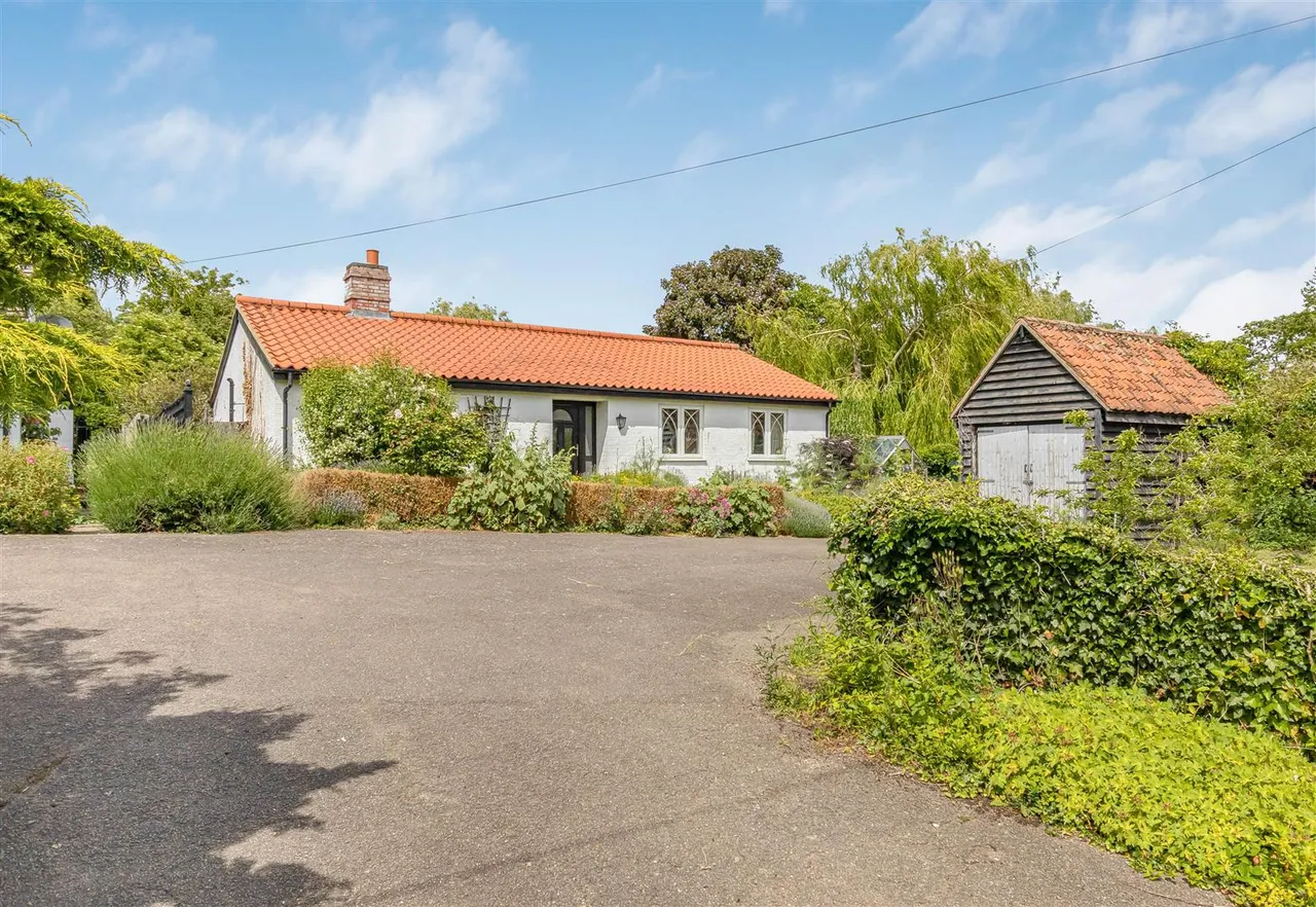 Moulton Road, Gazeley, CB8, photo 4