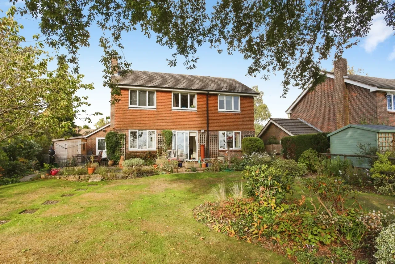 Cowden Close, Hawkhurst, TN18, photo 12