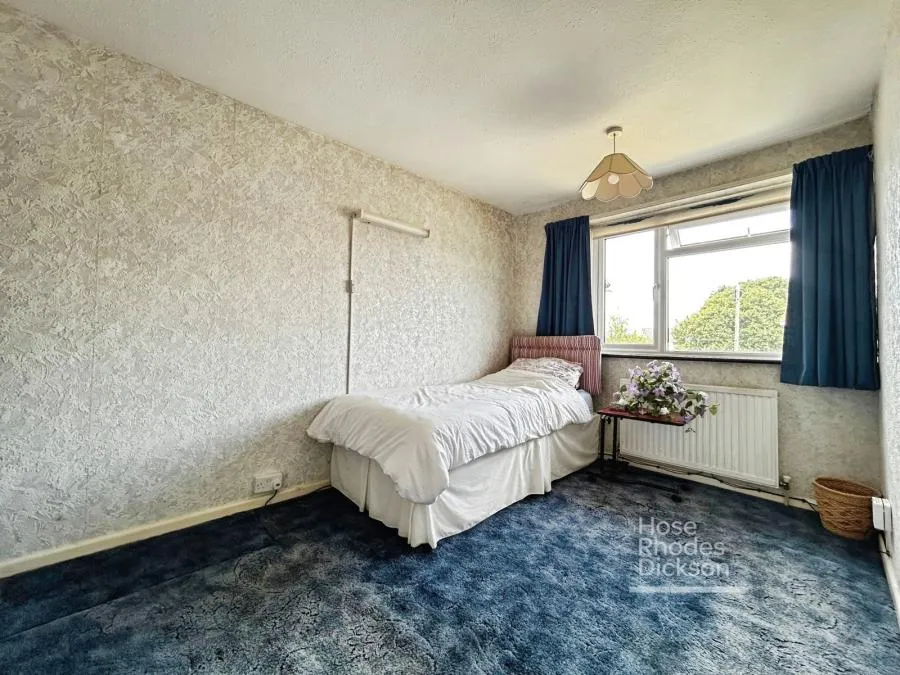 Venner Avenue, Cowes, PO31, photo 8