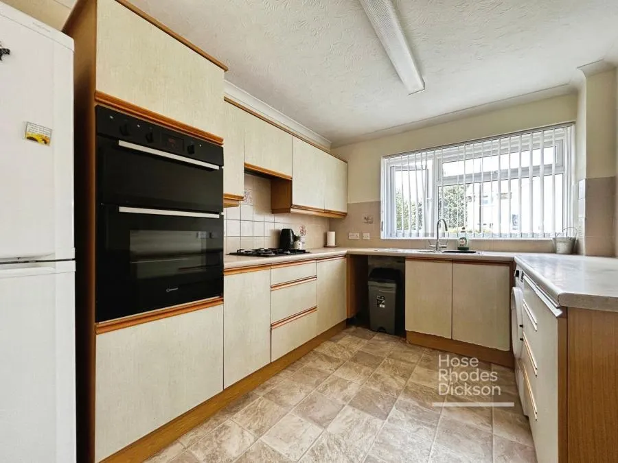 Venner Avenue, Cowes, PO31, photo 5