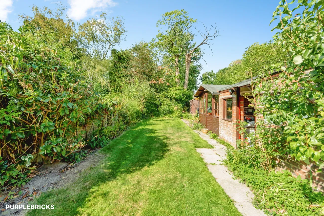 Crossways, Crawley, RH10, photo 48
