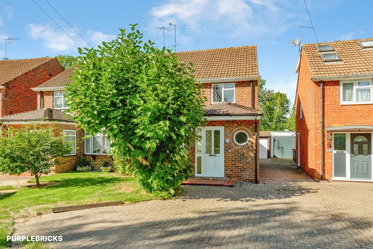 Crossways, Crawley, RH10, photo 27