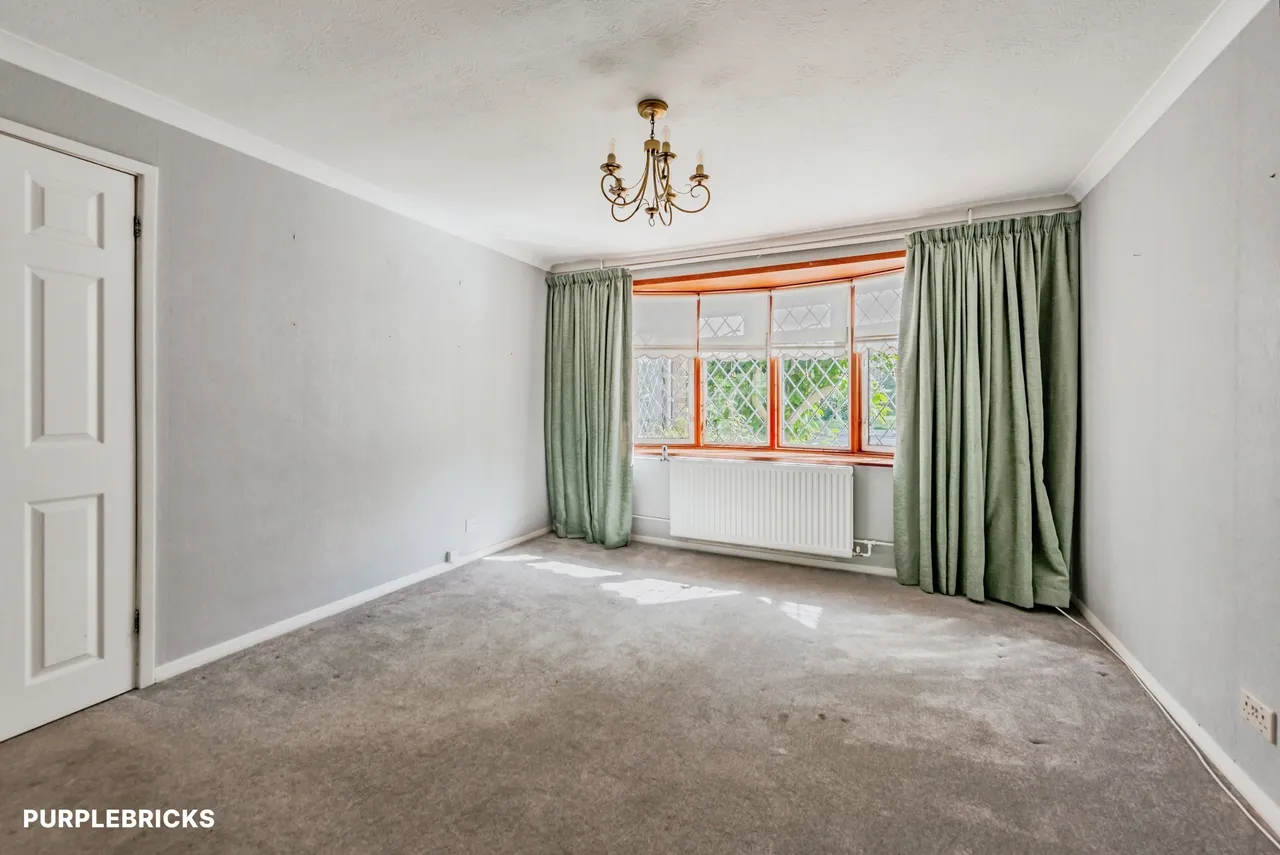 Crossways, Crawley, RH10, photo 3
